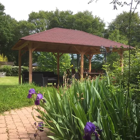 D'hotes Du Domaine De La Haute Poignandiere 4*