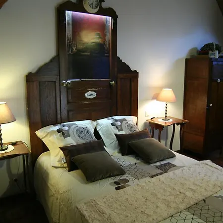 Nocleg ze śniadaniem D'hotes Du Domaine De La Haute Poignandiere 4*