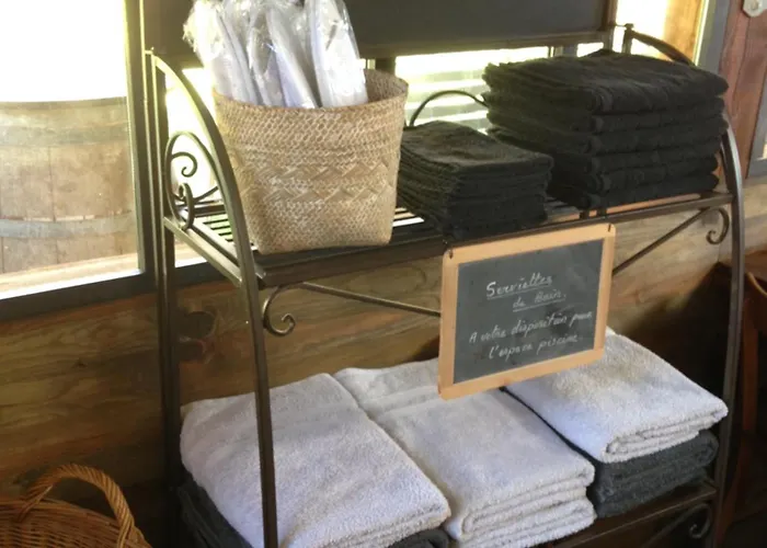 Bed & Breakfast D'hotes Du Domaine De La Haute Poignandiere Saint-Germain-de-la-Coudre