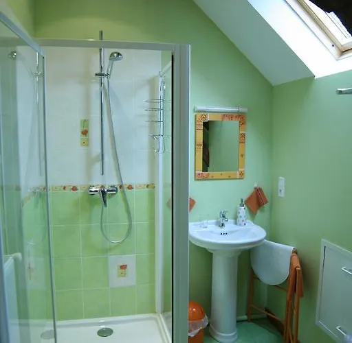 D'hotes Du Domaine De La Haute Poignandiere Bed & Breakfast 4*