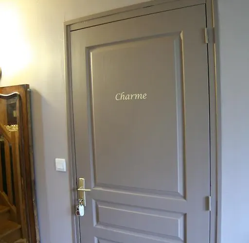 D'hotes Du Domaine De La Haute Poignandiere Bed & Breakfast